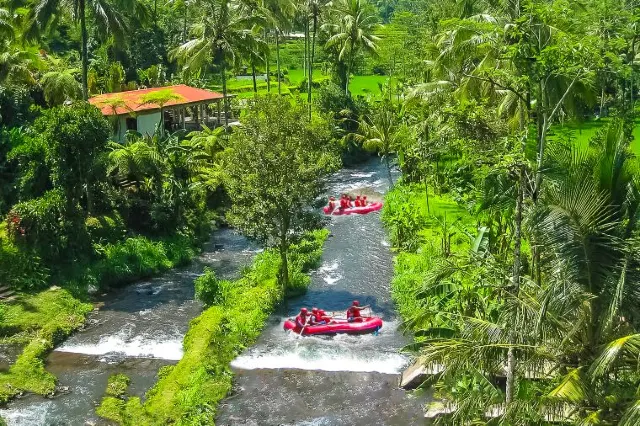 When Touring Bali Island and Ubud, These 9 Places Are Worth Visiting.