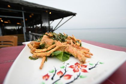 Kelong Seafood Restaurant Nirwana Gardens