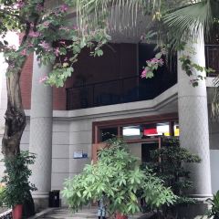 Baiwenxiongzhong Restaurant User Photo