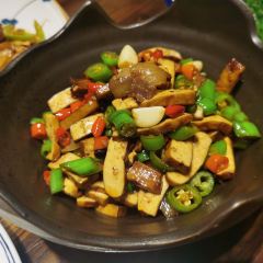 A DU TU CAI User Photo
