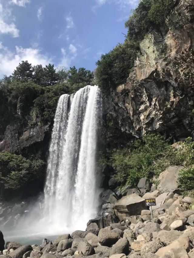 천지연 폭포 Attractions - city Travel Review -2019년 12월 31일Travel Guide ... 천지연 폭포 Attractions - City Travel Review -2019년 12월 31일Travel Guide ...