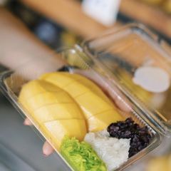 Mae Varee Mango Sticky Rice User Photo