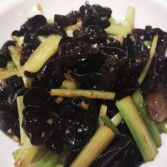 YU GE FANG User Photo