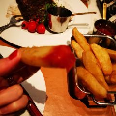 PETER LUGER STEAK HOUSE User Photo