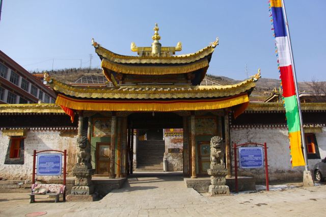 Longwu Temple