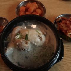 Baeknyeon Tojong Samgyaetang ảnh của người dùng