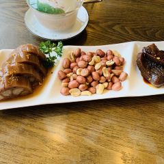 雷峰塔·藕香居餐厅 User Photo