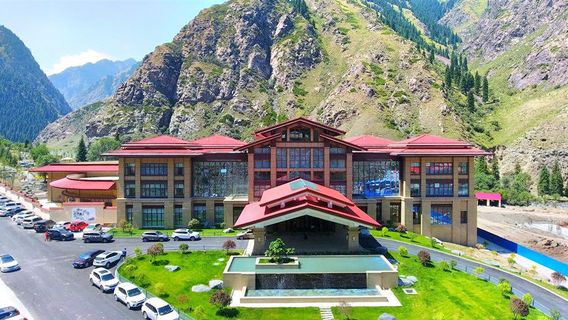 Xinjiang Tianci Shengquan Resort Hot Spring