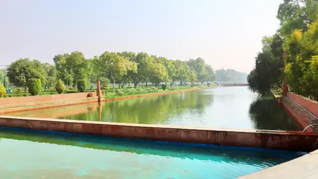 โรงแรมใกล้Mughal Gardens