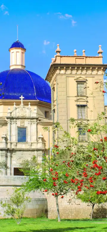 鄰近瓦倫西亞美術館的酒店