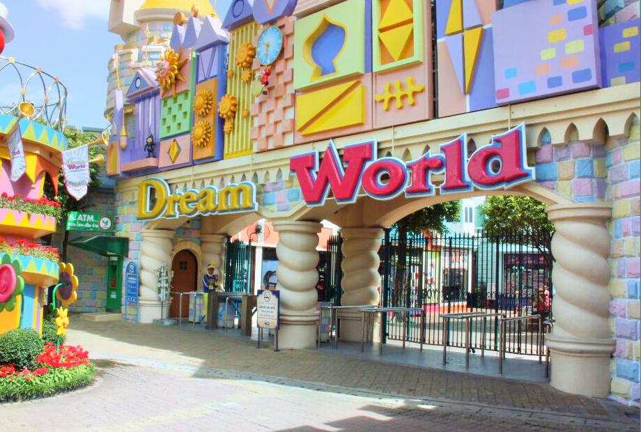 The world of happiness - Dream World and Snow Town, Bangkok!