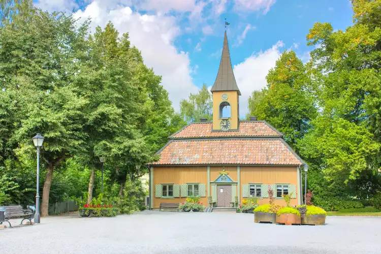 Hotels near Wenngarns slott