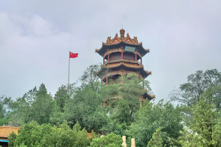 Yue Mountain Temple Sceneic Area