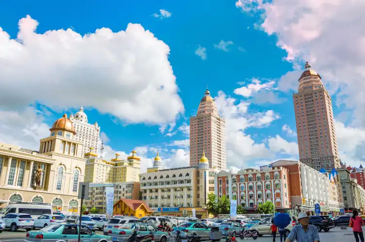 Hotels near Wudaojie Renmin Square