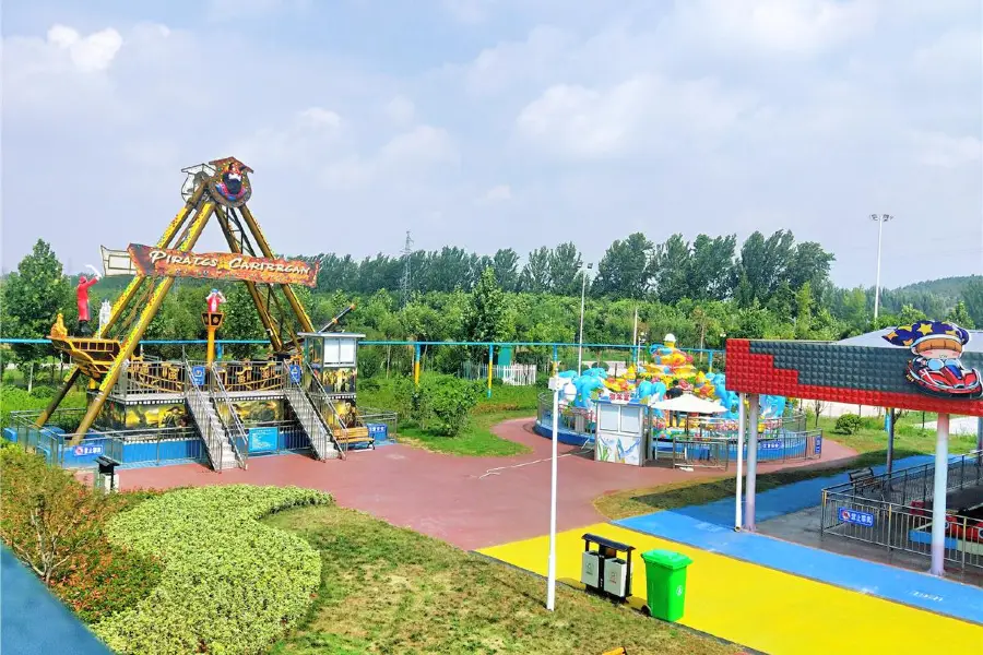 Qing Mountain Sceneic Area Amusement Park