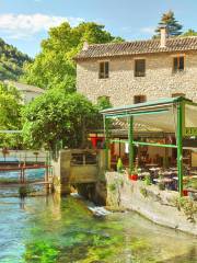 La Fontaine de Vaucluse