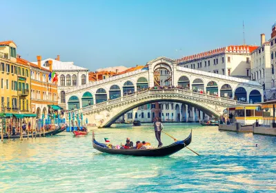 Rialto Bridge