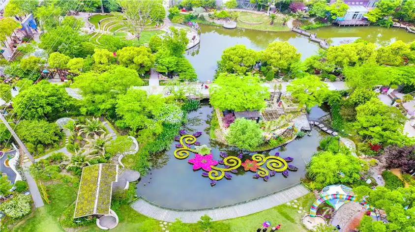 Hotels near Shang Fang Yuanyi·Meng Garden