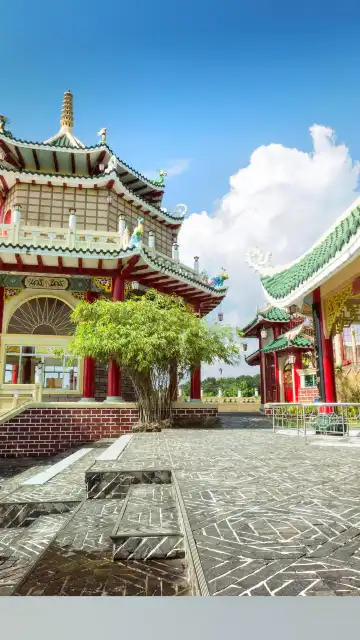 Hotels near Cebu Taoist Temple