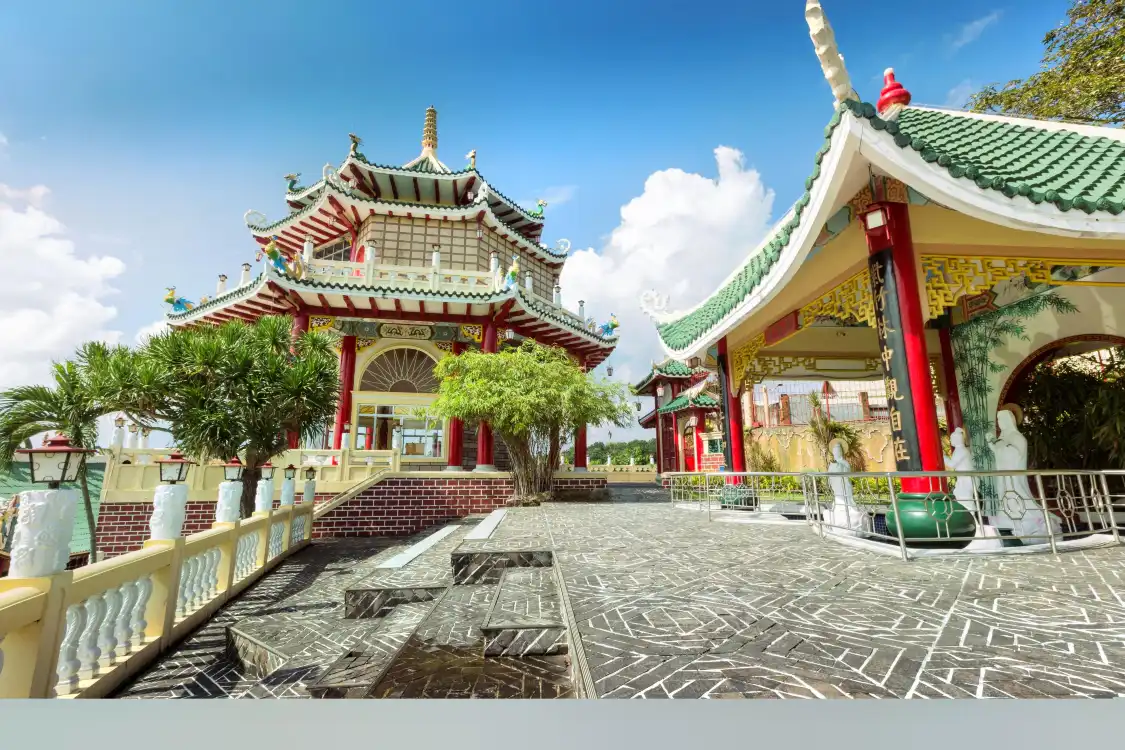 Hotels near Cebu Taoist Temple