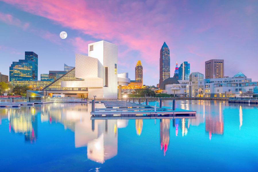Lincoln to Cleveland Flights