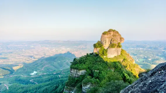 玩水避暑