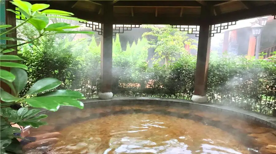 Tianxia Shuiyi Hot Spring