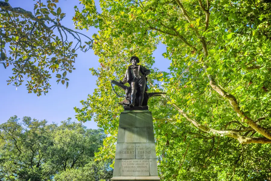 Robert Burns Statue