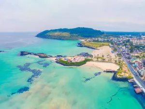 Hamdeok Beach