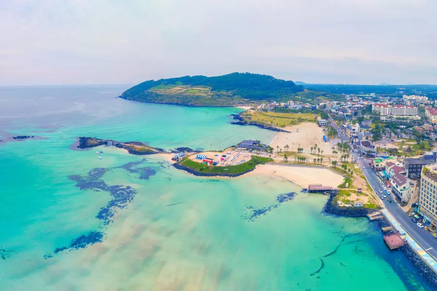 咸德 犀牛峰 海岸