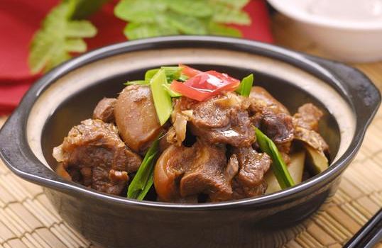 青云山新丰溪鲜楼(岭路店)