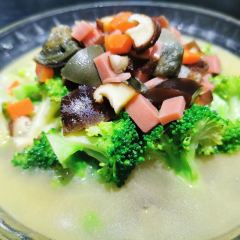 春宝饭店(华阳路店) User Photo