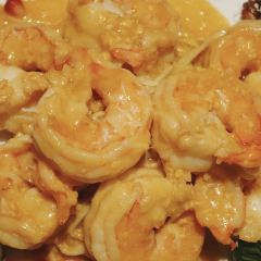 Yì By Jereme Leung User Photo