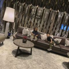 Tian Lun Li  (Xi hu dian) User Photo