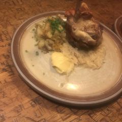 Schnitzelbank User Photo