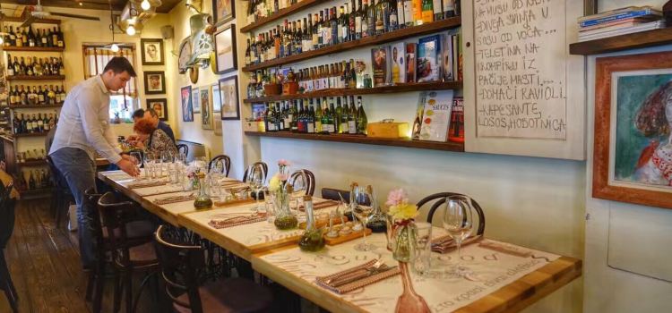Project 72 Wine&Deli
