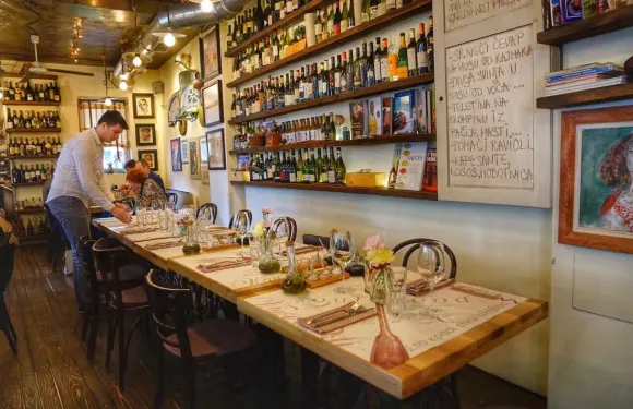 Project 72 Wine&Deli