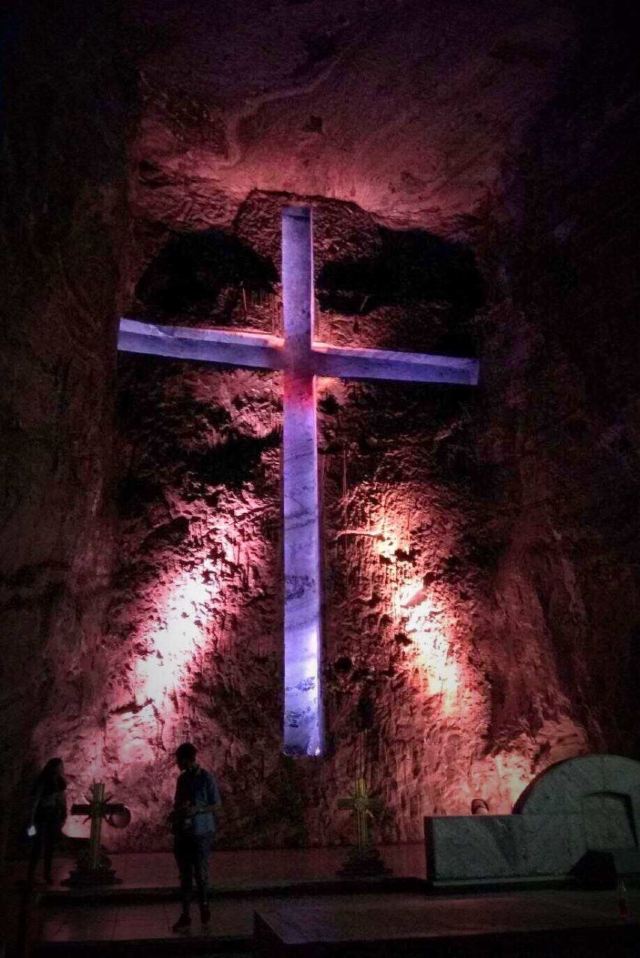 錫帕基拉鹽大教堂