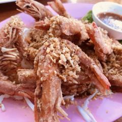 Song Pee Nong 2 User Photo