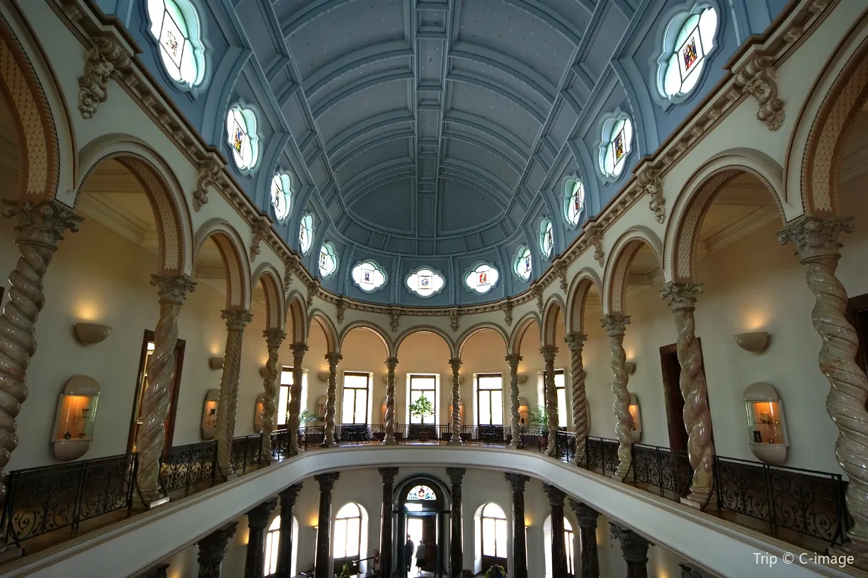 2_Museum Ariana