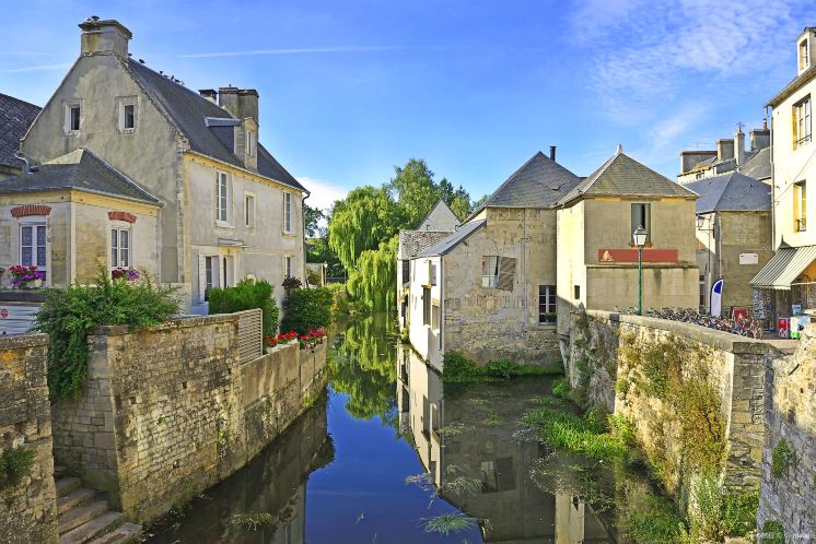Compare 5 airports near Bayeux