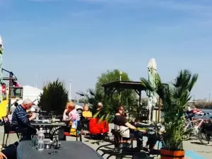 Vasmacska Terrace
