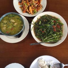 Thranthong Lodge Restaruant User Photo