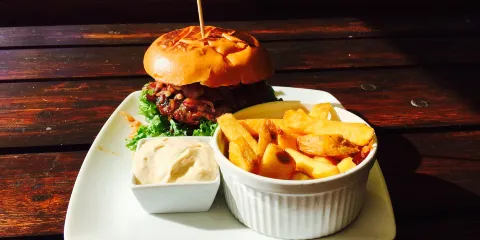 Cowboys Burger Saloon