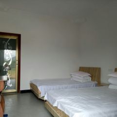 YING HU XIAN YU ZHUANG NONG GU LE User Photo