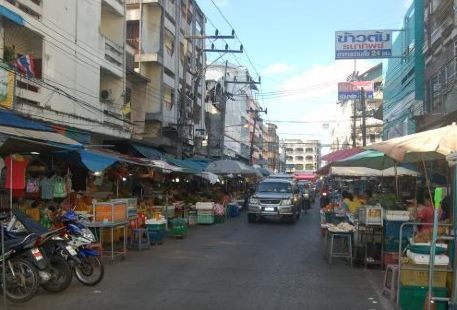 Santisuk Market