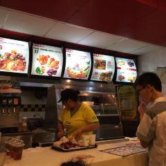 华莱士·全鸡汉堡(解放北路店) User Photo