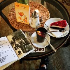 Egon Schiele Cafe User Photo
