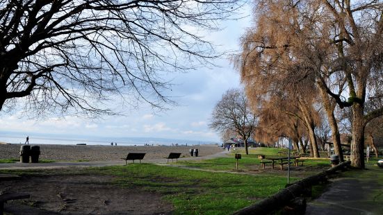 金色花园 Golden Gardens 位于西雅图 的西北部