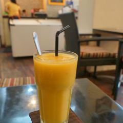 Bemo Corner Coffee Shop User Photo